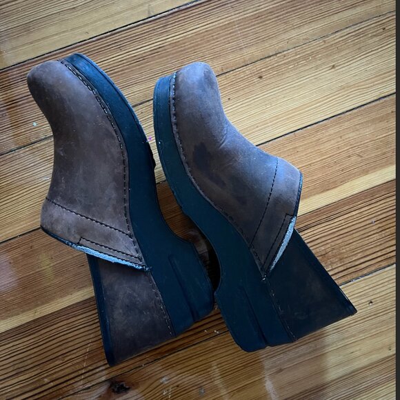 DANKSO Brown Oiled Leather Clogs (worn twice) - Picture 3 of 3